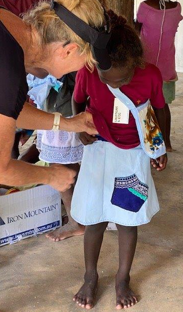 Most of the children that attend the school walk from Crocodile Creek which is approximately a 1-hour walk. Nick the Principal was very happy to receive the pencil cases and will use them to gift to children for good work and attendance at school. (2/4)