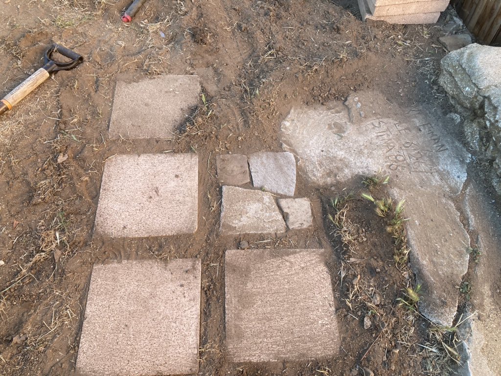 RealAustinToach's tweet image. Working on the new stone path when I hit a little...problem. Then my solution!