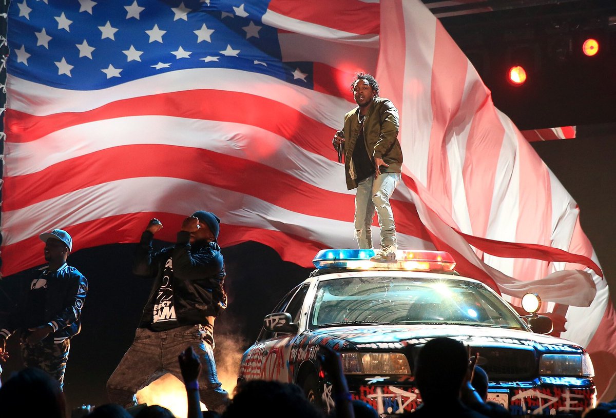 rapsfoto's tweet photo. Guys lets cancel J. Cole and Kendrick Lamar because after years of speaking on racial injustices they decide to protest with thier communities instead of posting a black square on social media when they almost never use social media🤬👎🏾 https://t.co/5u1mS9n0n1