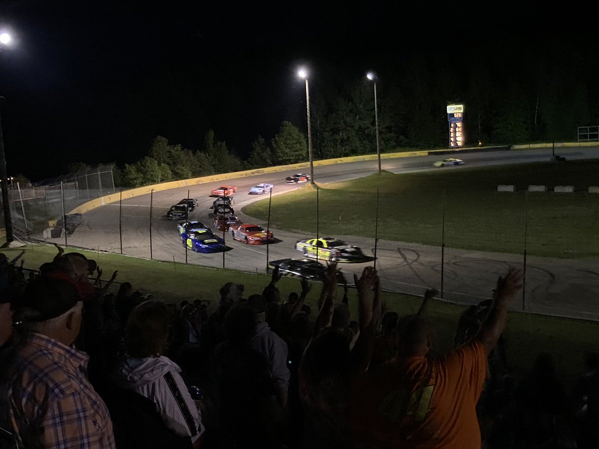 RacingAmerica's tweet photo. The #FlipMerwinMemorial is green!
Watch live on Speed51: https://t.co/PBUo8oUSEH https://t.co/eMg95Mjknn