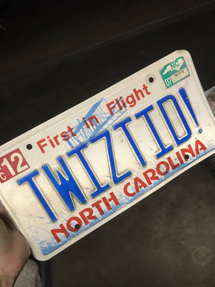 raisedhatchet's tweet photo. Anyone want to speculate on if this is a real plate?  Looks like it has several tags but never seen a plate with ! .. Hobo tags on the back $5 from the flea market https://t.co/29TYxwMOPE