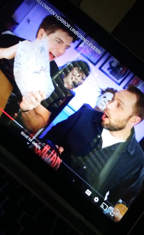 wisdomofhorror's tweet photo. Currently on a old @WeWatchedAMovie video spree I have watched in a while since I've already watched all the newer videos🎃📼📺🎥🔪💗 https://t.co/YhpgMBr8tI