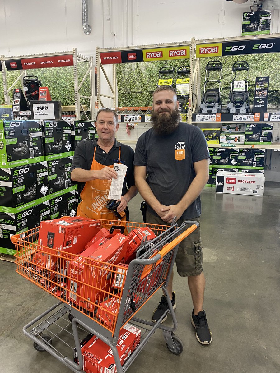 🚨 Huge shoutout to Chris and Mike for providing excellent customer service and getting a $2500 recovery this evening!! You guys rock!!! <a href="/brenten_ludlow/">Brenten Ludlow</a> <a href="/joe_rennier/">Joe Rennier</a> @JAgnessTHD <a href="/tbdavis62/">Tony Davis</a> <a href="/MAPMTomD239/">Tom Rankin</a> #CustomerService #D239
