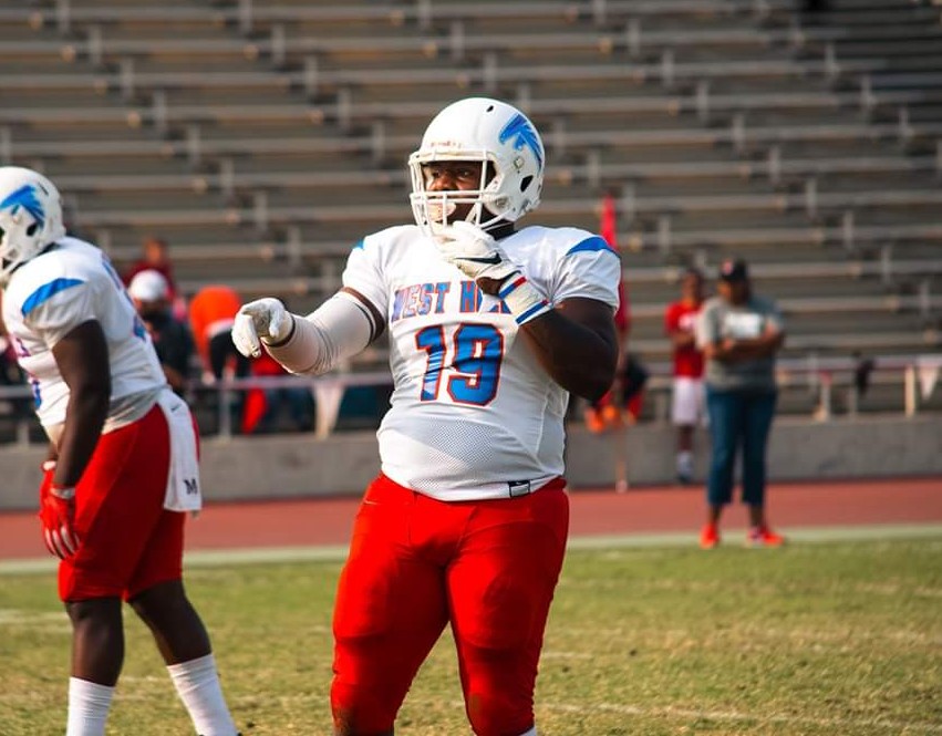 Coach_Berna's tweet photo. Congratulations to Defensive Lineman #19 Keyshawn Gist for committing to Colorado State-Pueblo! Super proud of you and excited to watch you this fall! @K_Gist23 #FalconFootball #CultureOverScheme #BeTheStandard #PackNation #GoThunderwolves https://t.co/jZ06QSUI8d