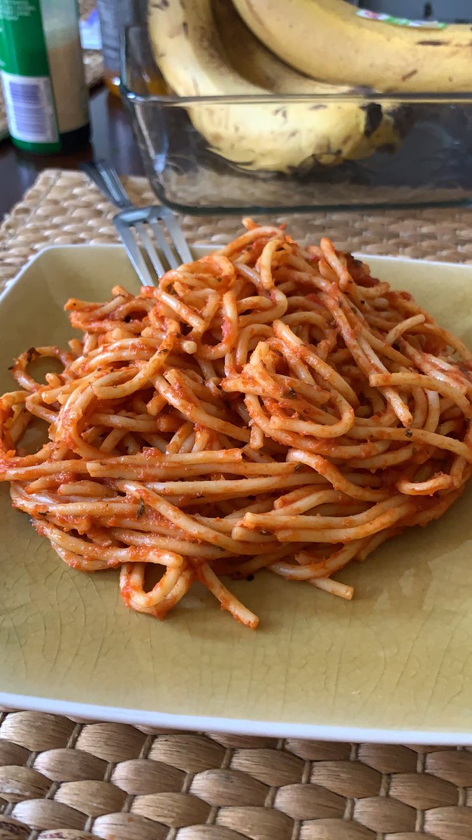 ivan_pineda03's tweet photo. Truly enjoying  🍝  😋 https://t.co/GPPk5xMItz