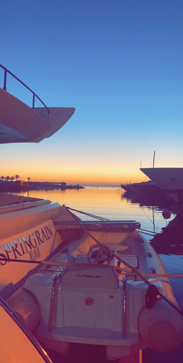 📍