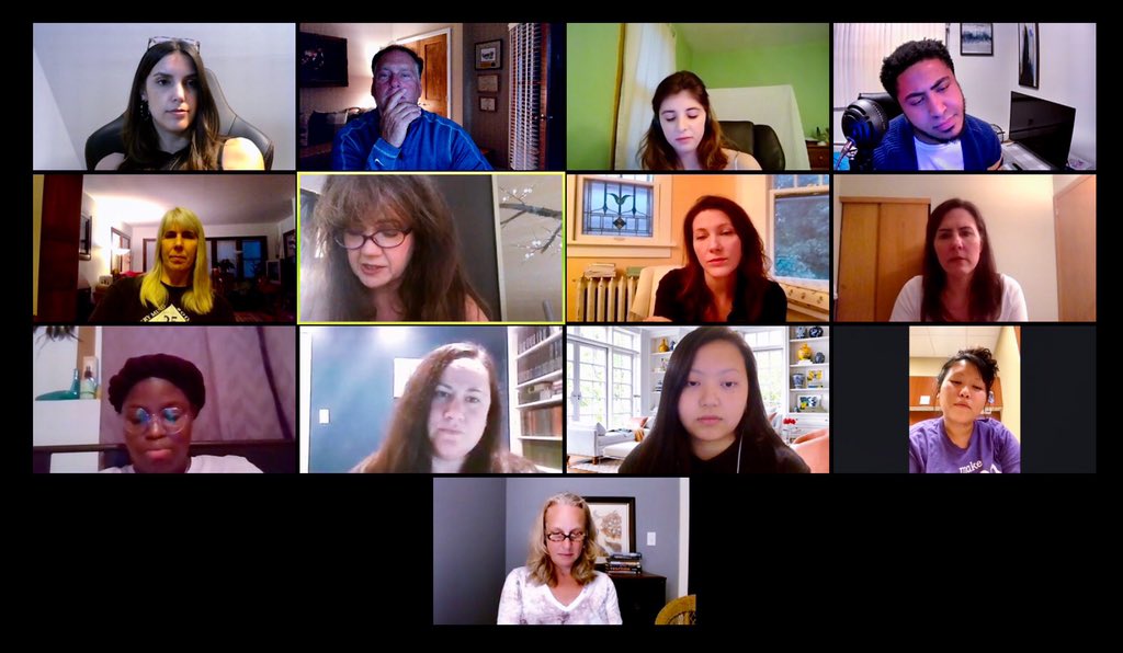 gz_'s tweet photo. So great to connect with some of our @MetroPRMajors alums on Zoom tonight! @RoseMcKinneyPR @Choose_Metro #AlumniReunion https://t.co/3LVt1s6v8S