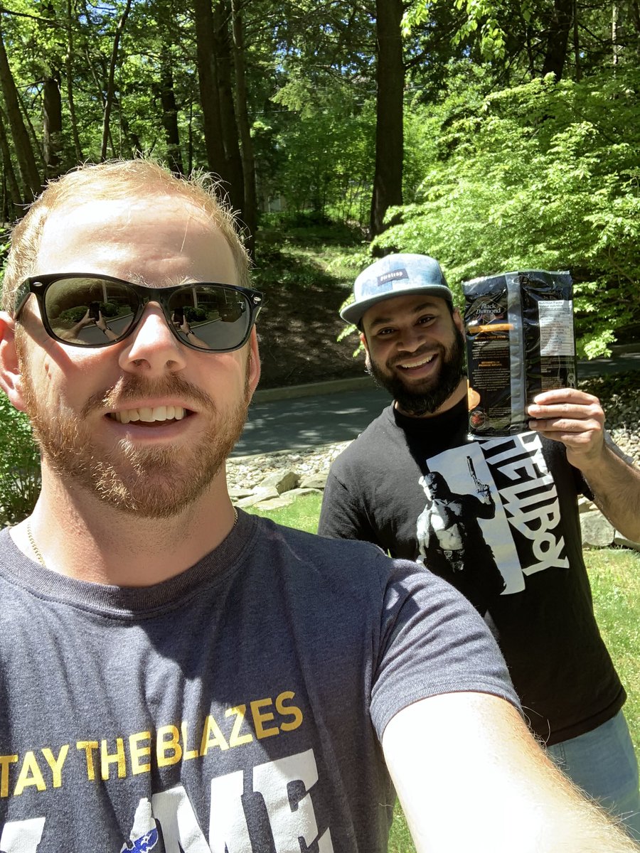 Definitely my highlight of #EAW, was nice seeing my team in person and their big smiles as I drove around dropping off their fav comfort snack. #ThankYou #YouMakeTD #YouAreTD you are the #heart of the business 💚