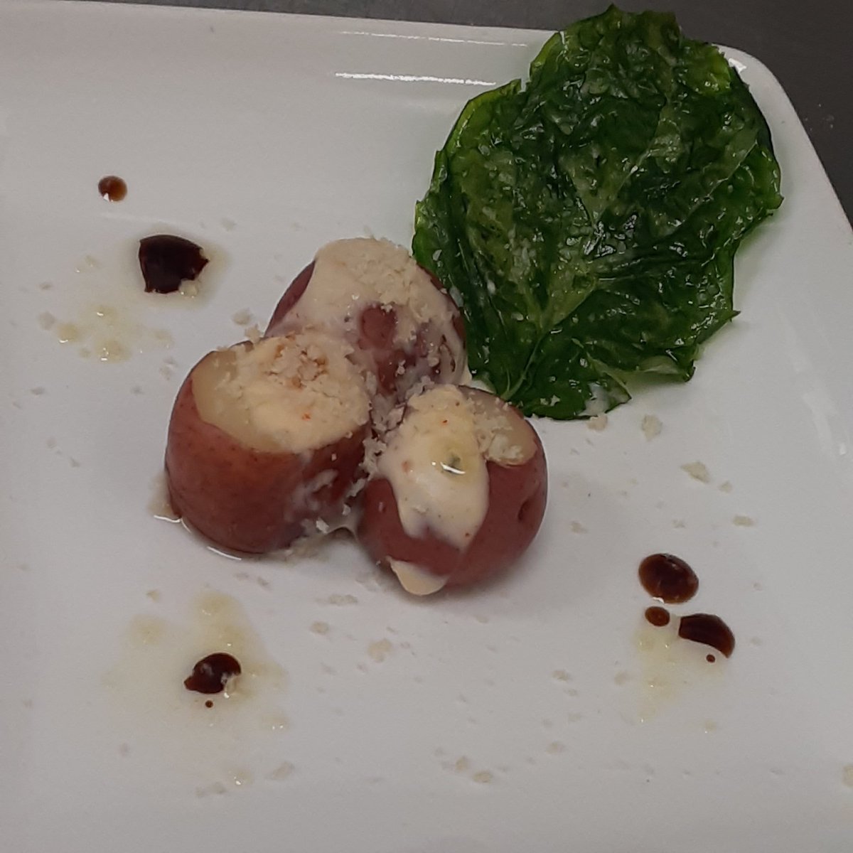 Chef_Kenny_'s tweet photo. Amuse Bouche' 
Aleppo bechamel over steamed micro potatoes with toasted panko. https://t.co/4PYEtT63p9