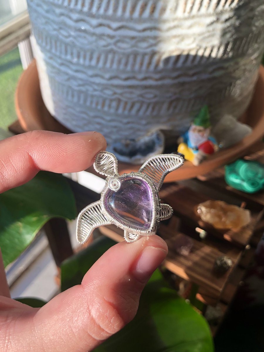 Some lil amethyst sea creatures for tomorrow’s shop update 💜