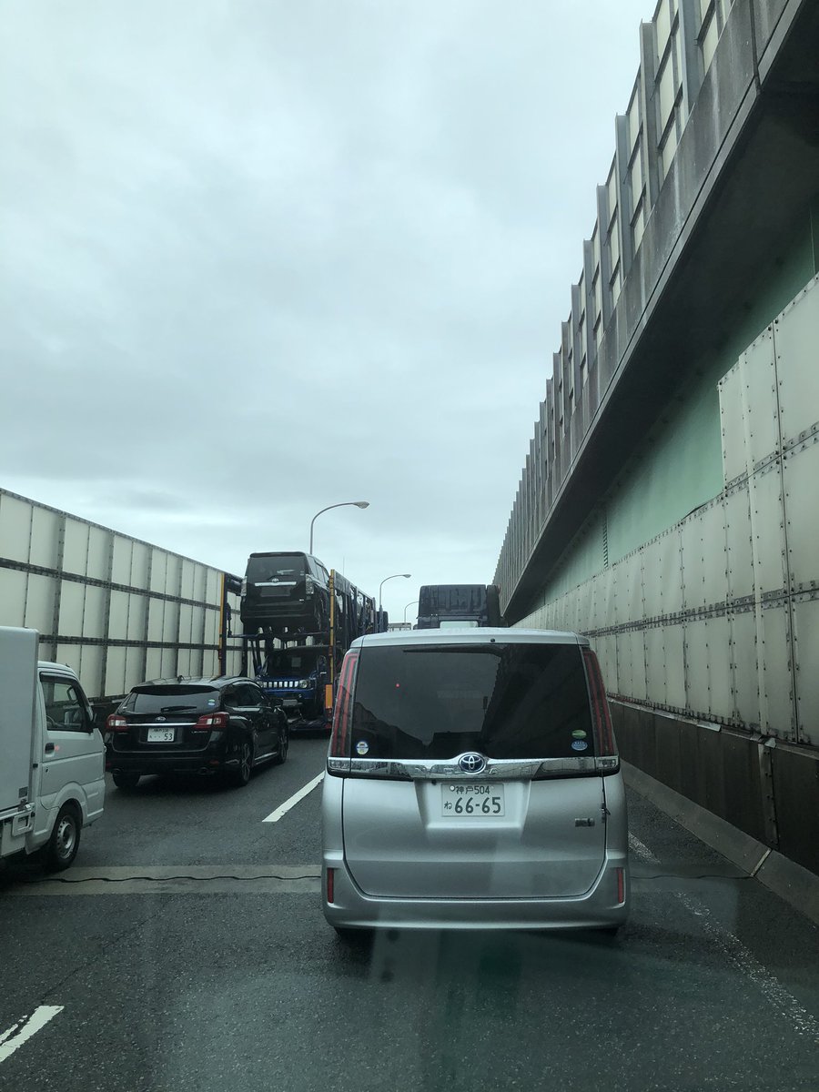 【事故】ハーバーハイウェイで渋滞発生!「ガソリンめっちゃ漏れてたもんな 3箇所くらいで事故して」まとめのカテゴリ一覧まとめまとめについて関連サイト一覧
