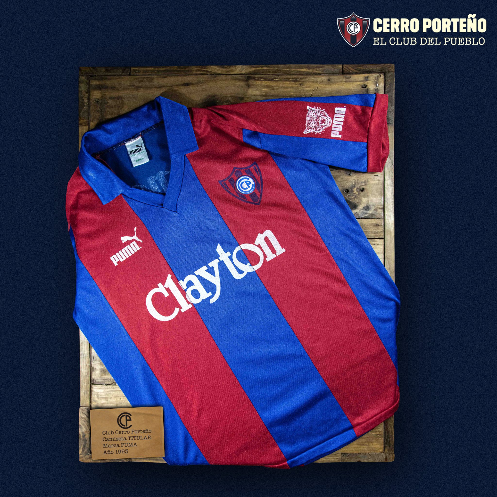 Club Cerro Porteño on Twitter: "La camiseta del #TBTAzulgrana es la @PUMAParaguay del año 1993 ✓ Con la 3 ecuatoriano Luis Capurro en la 🇪🇨 ¿Qué te parece esta casaca?
