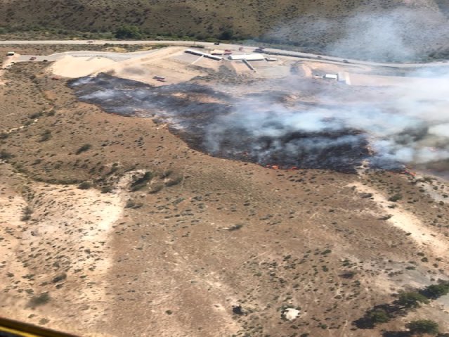 waDNR_fire's tweet photo. #WAWildfire update: #GunRangeFire near Wenatchee ignited this afternoon and has burned approximately 100 acres. The cause of the fire is undertermined at this time. The fire is named for its relative proximity to the Wenatchee Rifle and Revolver Club. https://t.co/zQBlAd58gN