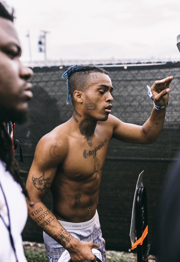 2 years ago today we lost a legend 💔 Few shots of <a href="/xxxtentacion/">MAKE OUT HILL - XXX</a> from <a href="/RollingLoud/">Rolling Loud</a> ‘18, to this day these are still some of my favorite photos I’ve ever taken. Wish we had a chance to work together on something while you were here. RIP Jah, LLJ - 🕊 🖤