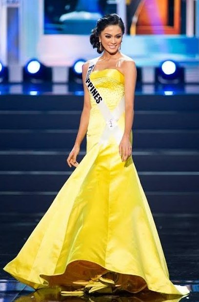 PageantN2siast's tweet image. Ayon sa #AraMax ito daw ang embarrassing moment nila sa Miss Universe. Ang Ninang Hair ni Mars Ara at ang Sailor Moon Twirl ni Maxine. After daw nilang gawin yan ay na awardan sila ng bongga ng mga trainers nila. Agree ba kayo? Kung hindi isumbong kay tulfo. Char.