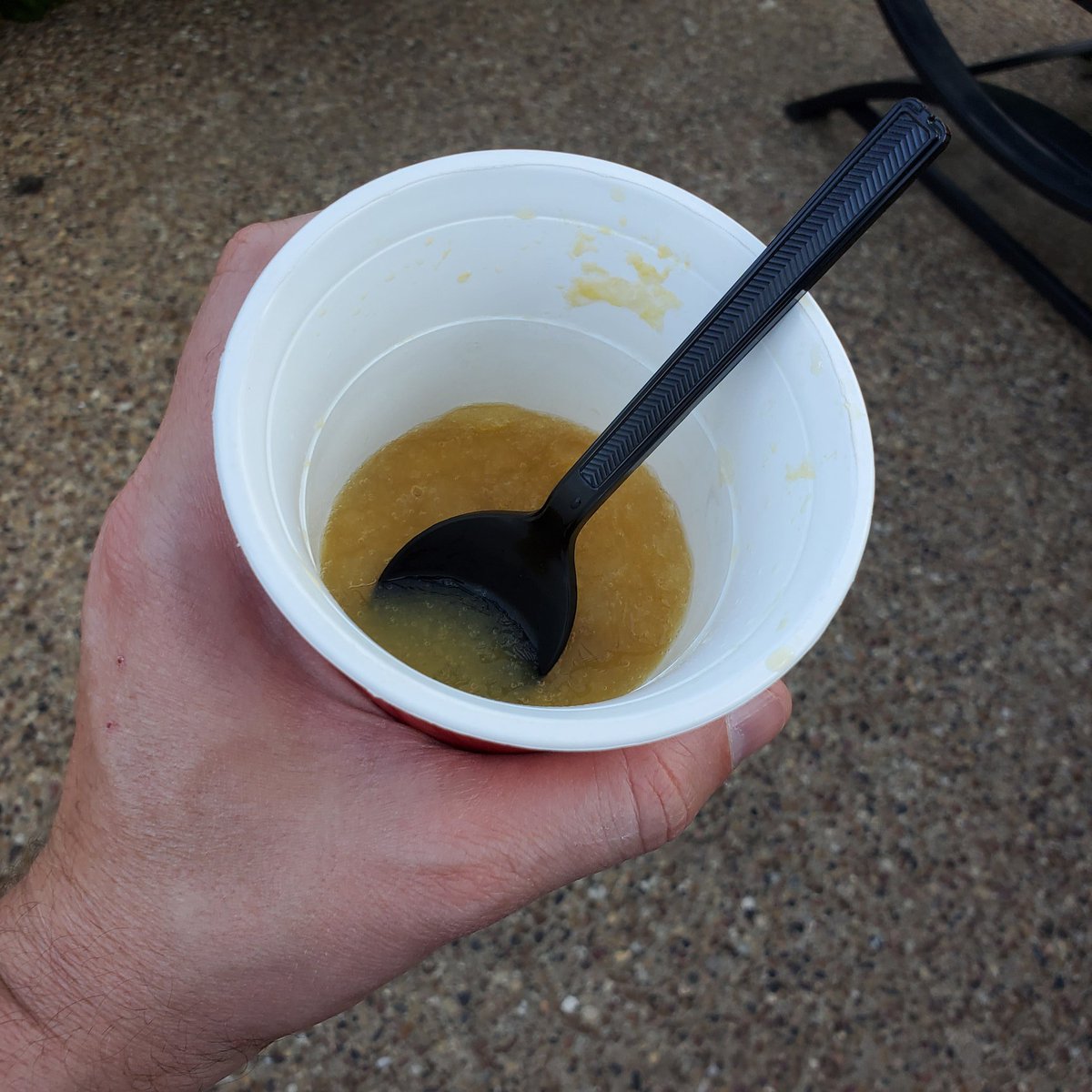 KeithMalinak's tweet photo. My neighbor makes a mean bourbon slushy on a weeknight. #merica https://t.co/MDdZWeHpji