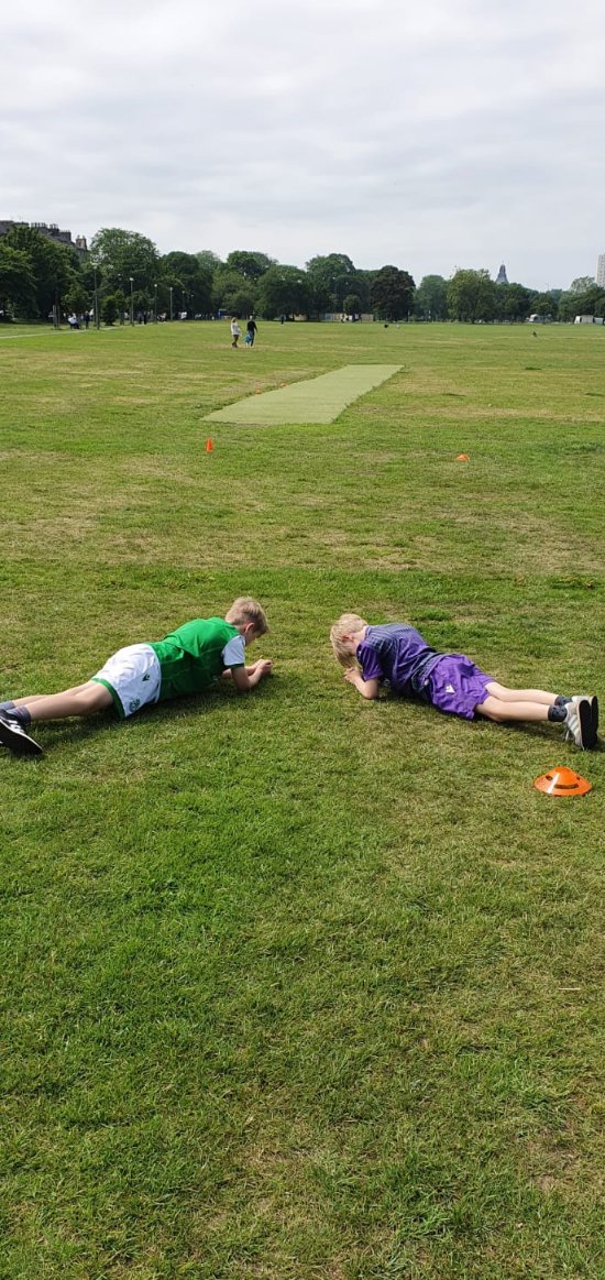 donut_17x's tweet photo. @LeithP31 @Leith_Primary Some of the challenges the boys did for sports day. Egg and spoon, sprint, the plank and ice lolly station! https://t.co/muzbPQBmHs