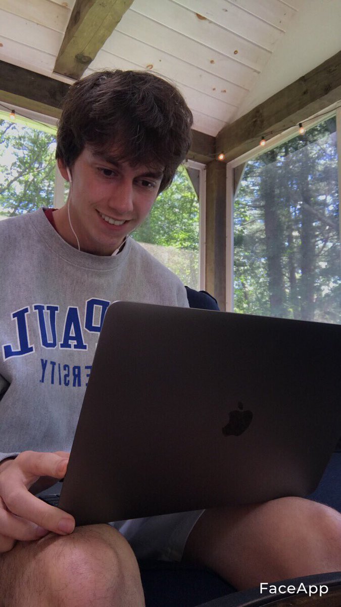 lilsasquatch66's tweet photo. 😎 https://t.co/ldRhDP6dGk