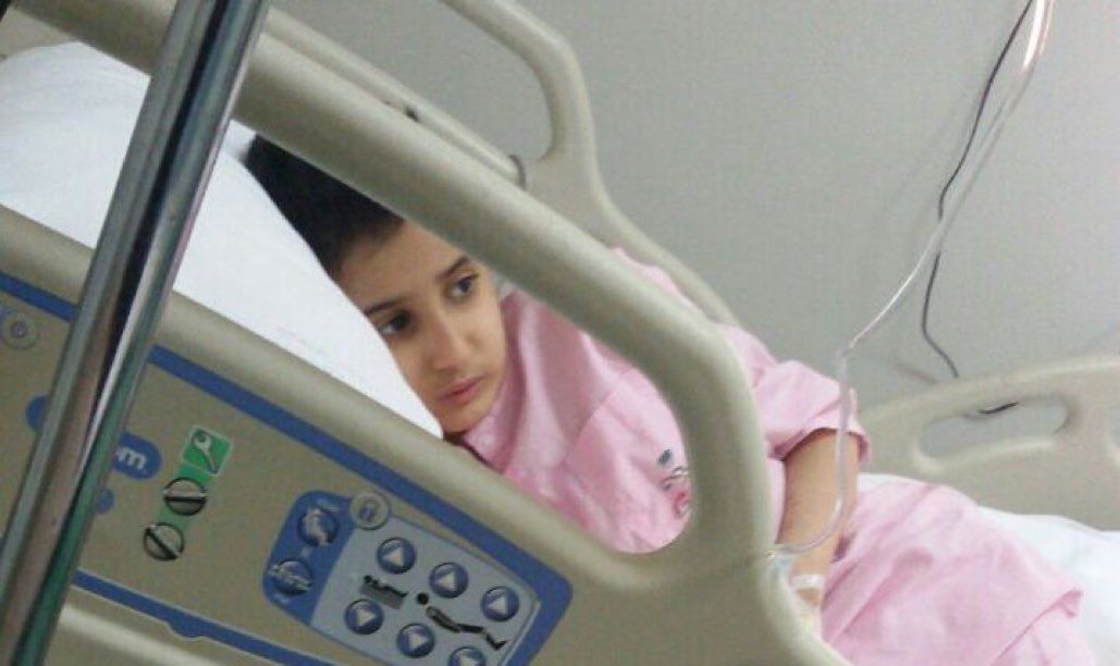 NEWS_ANZH's tweet photo. الطفله غاليه محمد العنزي  
مصابه بـ مرض #السرطان 
ماياخذ من وقتك شي لو سويت
 #رتويت وخليت غيرك يدعي لها
  الله يشافيها  اللهم اشفِ كل جسد ارهقه مرض السرطان . #يوم_الجمعة https://t.co/YYi0uD030j