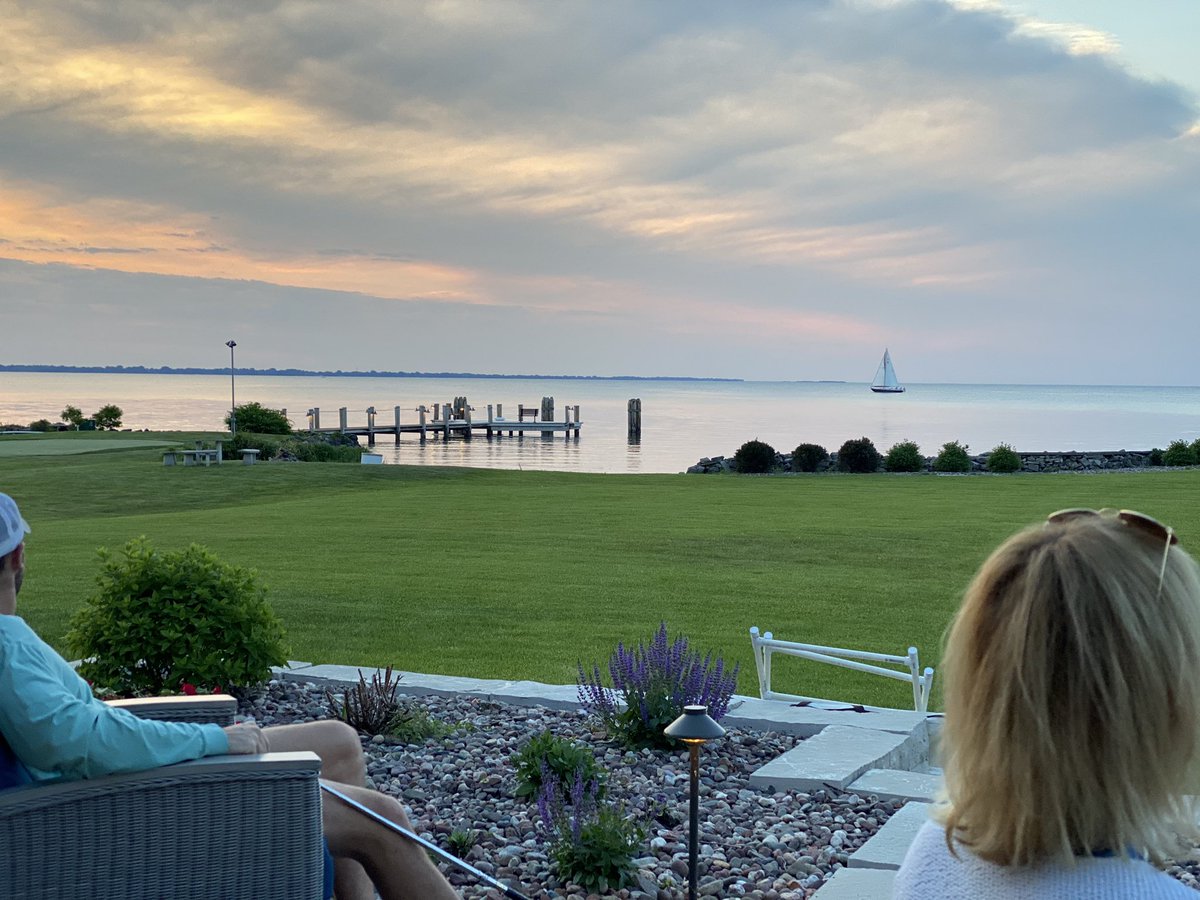 TOAHERN's tweet image. Beautiful... cure for a bad round 🍺