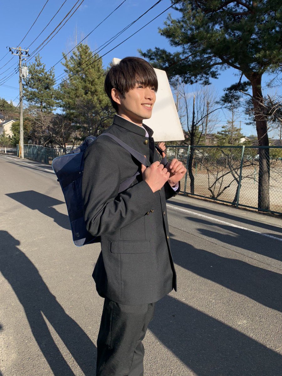 白洲迅 Staff No Twitter Life 線上の僕ら Rakuten Tvより 本日6 19 金 より配信スタート いよいよ本日から配信スタートです 白洲演じる晃と 楽駆 さん演じる夕希の 高校生から大人まで 2人の人生が描かれています 是非ご覧ください 白洲迅 Staff No Twitter Life 線上の僕ら Rakuten Tvより 本日6 19 金 より配信スタート いよいよ本日から配信スタートです 白洲演じる晃と 楽駆 さん演じる夕希の 高校生から大人まで 2人の人生が描かれています 是非ご覧ください