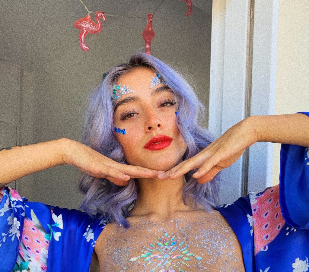 chilenabelu's tweet photo. 4. Lila💜 https://t.co/XPwFwbe25N