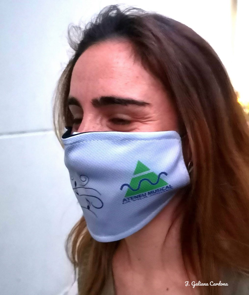 Bon dia! Ahir, per fi, ens vam retrobar! Ahir, per fi, vam tornar a fer #música junts! Anit vam reprendre els assajos de la banda simfònica seguint les condicions de la nova normalitat 
#socateneu #magradalateneu