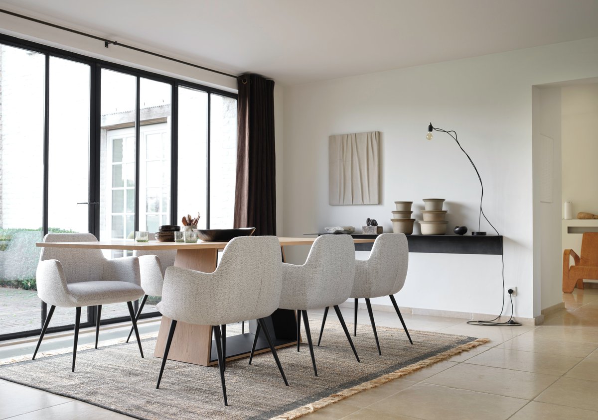 Lightfilled. 🕯🕯
#moods #furniturethatfitsyourmood #chairs #mood101 #scalawhite #fabric #moodt10 #woodentable #bimaterial #metaldecoration #livingroom #customisation #yourchairyourstyle #mymobitec

Moods collection: mobitec.be/en/collections…