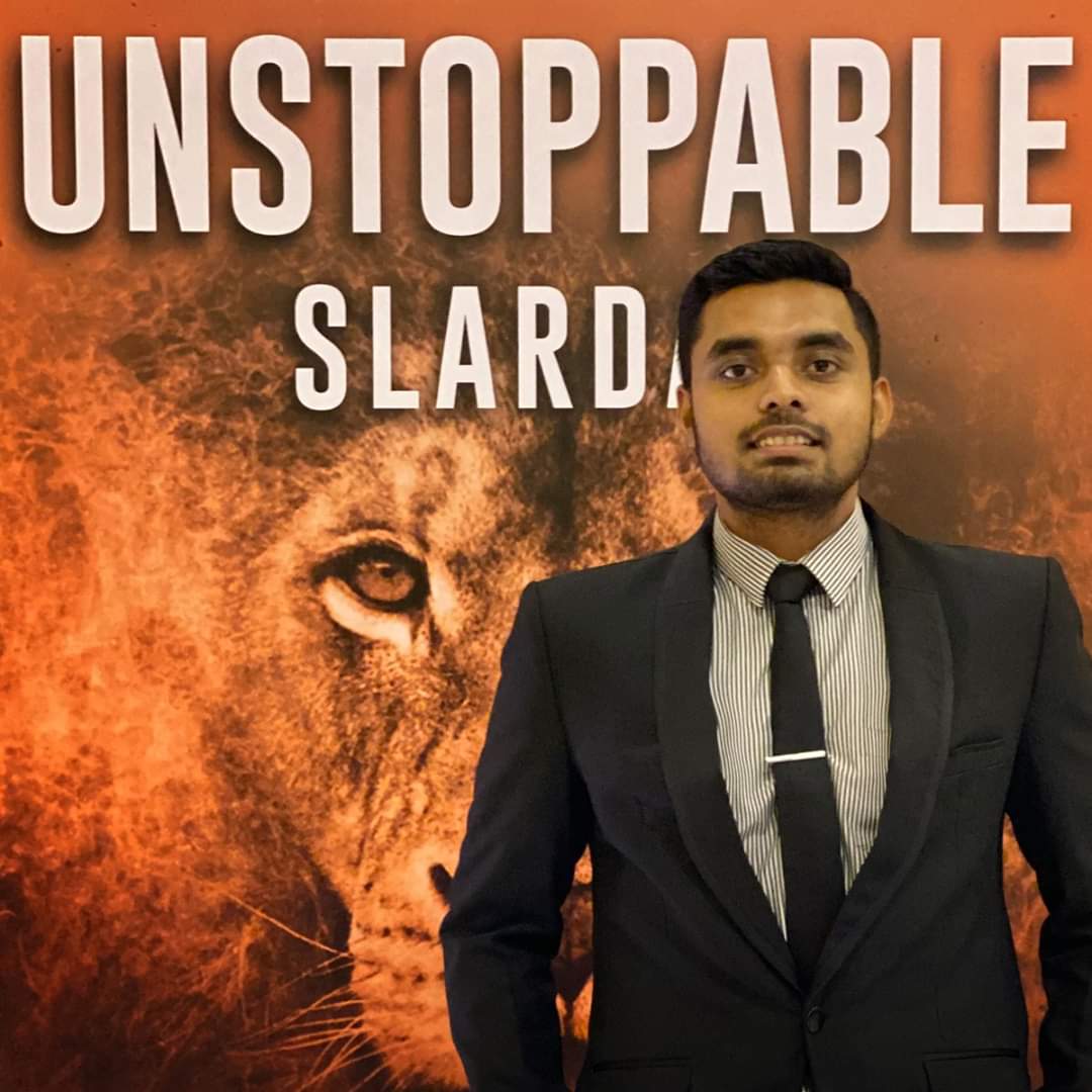 yasas_c's tweet photo. #SLARDAR Awards Night 2019 💯

#Honda #HondaSriLanka #PicOfTheDay https://t.co/j6n3qsdPzj