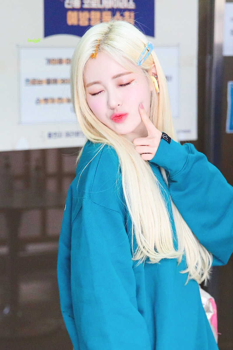 200619
#예빈 #YEBIN #다이아 #DIA <a href="/dia_official/">다이아 DIA</a>