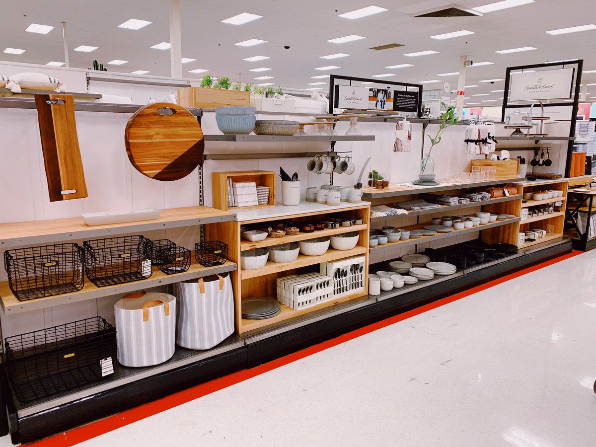 Flexing what we have to inspire our guests and having fun doing it!  🎯 T-1429 Mesa, AZ #target  <a href="/TheMcCumberShow/">Andrew McCumber</a> <a href="/1ashower/">Ashley Moonshower</a>