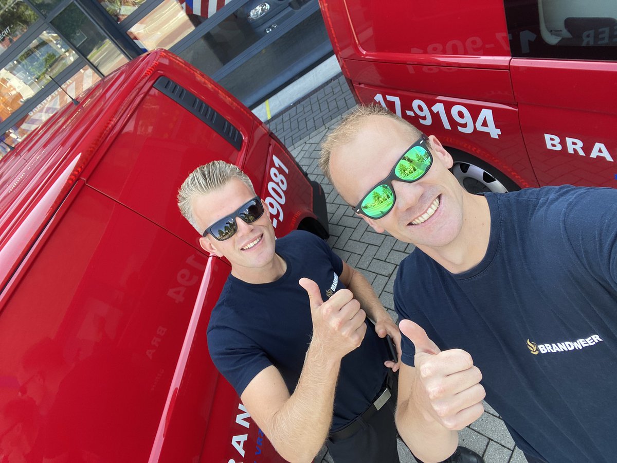 Cowdead's tweet photo. Wat @Brandweer_HGL kan, kunnen wij ook! De piketopstelling voor dit weekend. @TBOvrr_vrzhz @OD179194  @Miiiich3l @Vr_RR https://t.co/0Iux1GHhPu