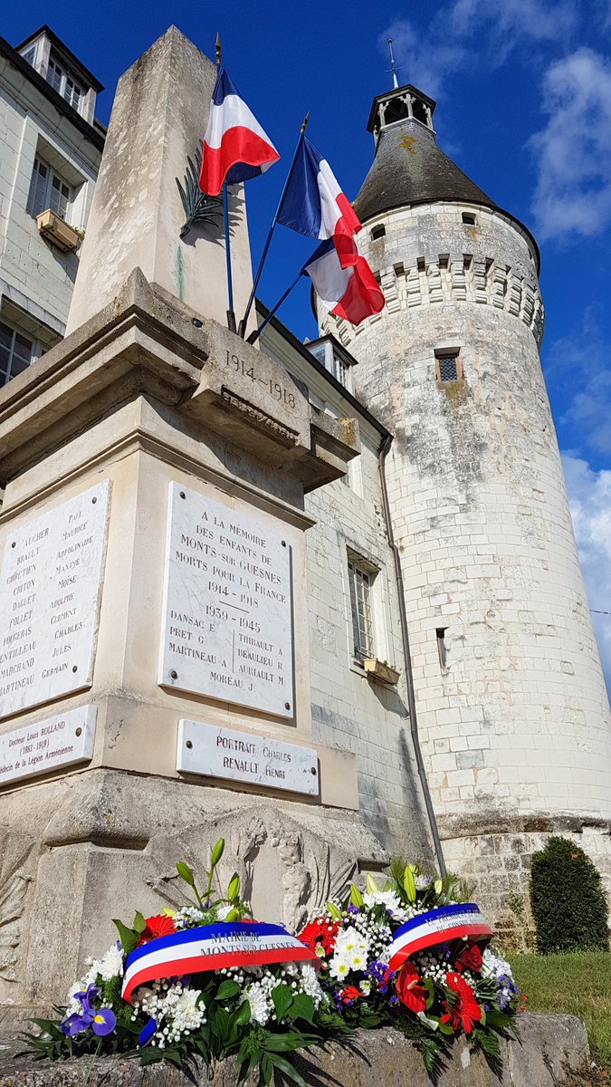 Cérémonie de l'appel du 18 juin à <a href="/MontsSurGuesnes/">Monts-sur-Guesnes</a>