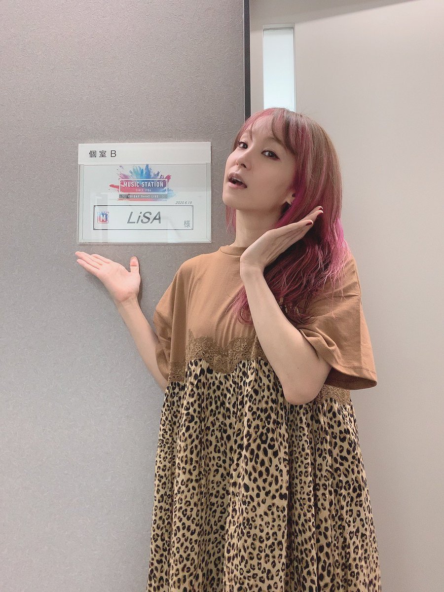 Lisa 今夜は21時から Mステ 様ですっ みてねー