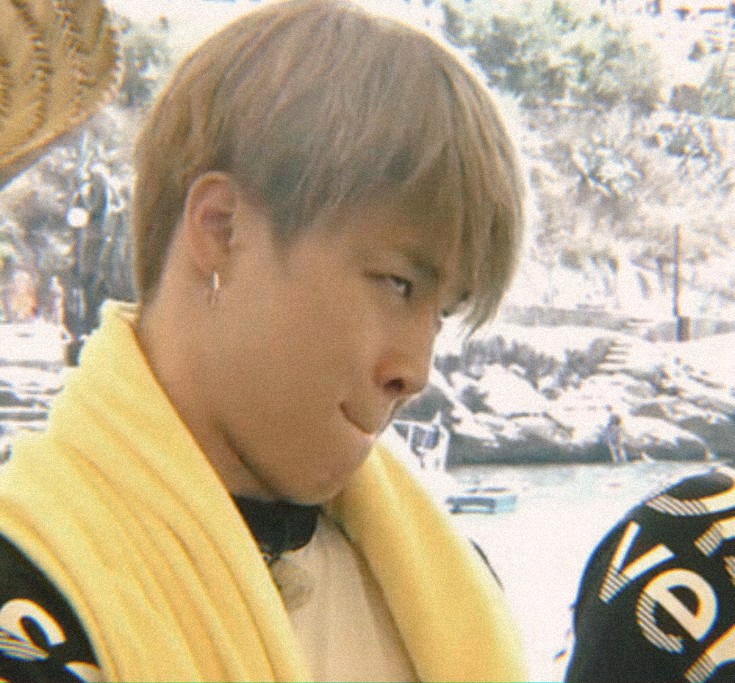 meanwhile.. his soulmate