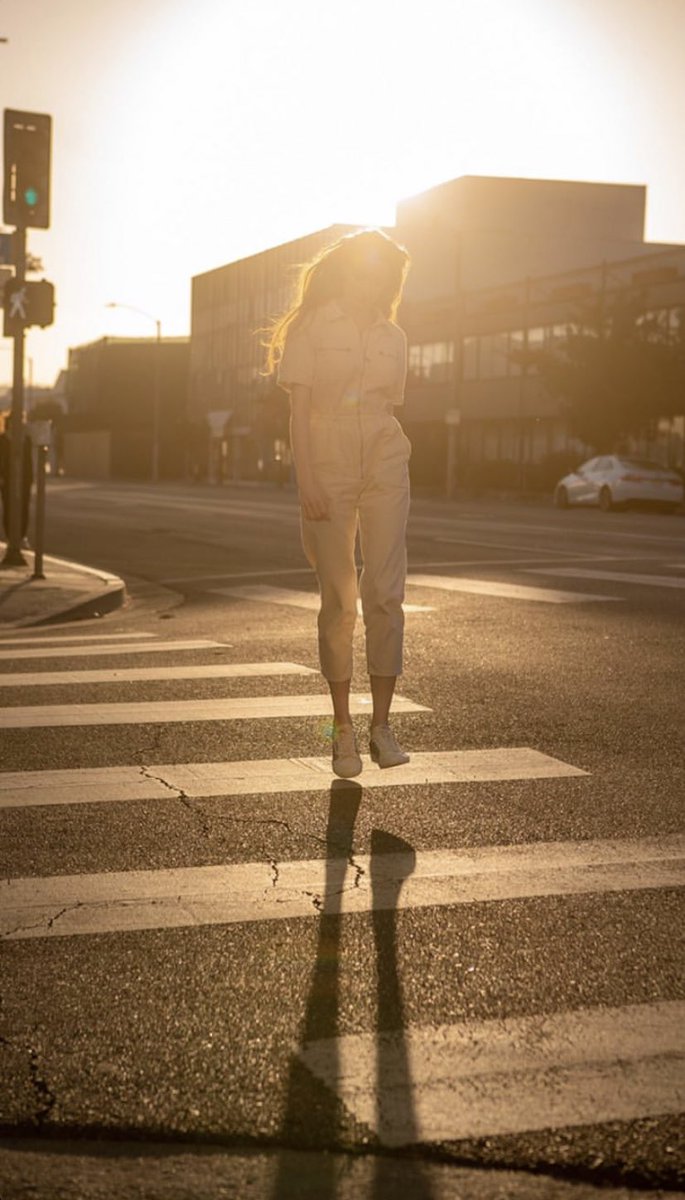 ━━━━━━«✿»━━━━━━
                            
              ❛ ˗ˏˋ☀️✨  ́ ̖-❜

━━━━━━«✿»━━━━━━