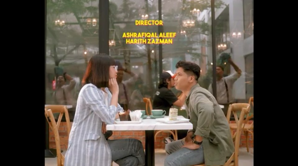 eliyaameena's tweet photo. #cutemv dah keluar!! yeahh finally after a long time menunggu!π
by; @harith_zazman @leeghksh @farhanmzln @ashrafiqal @Fikri_latif @rashdansamsudin @mirolsabirin https://t.co/vrNsY0EumK