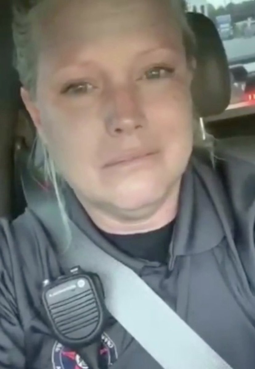 em (@girlfr0g) on Twitter photo 