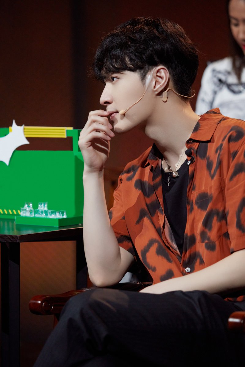 This week on #CZR2 <a href="/layzhang/">Lay Zhang</a> and the original crew support new singers sharing their songs. We appreciate a supportive community! You can check out this week’s episode on 6/19 at 8:00PM (GMT+8)!

LINK TO WATCH: iq.com/play/19rxt9aync