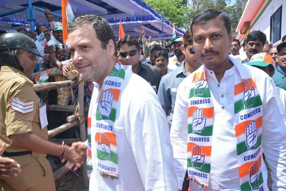 Ranjithiyc's tweet image. Wishing Rahul Gandhi ji a very Happy Birthday.💐💐 #HappyBirthdayRahulGandhi