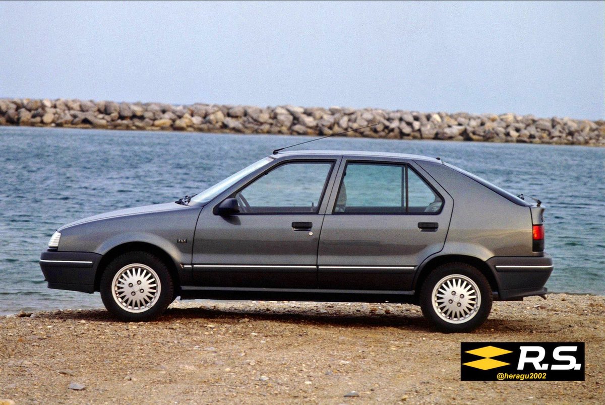 Hernan Cappellacci Renaultfriday 19 Txe 5 Doors Phase 1 With Its First Series Impeller 1721 Cm3 Emerging Force As Should Its Slogan In The 19 Launch The First Renault