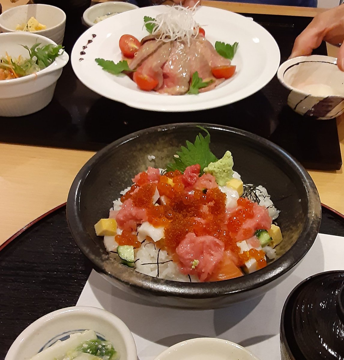 Mayu 昨日は旦那さんとデート ランチ食べて 上野ファームに行ってきた