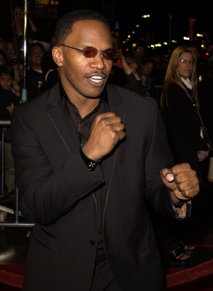 BleacherReport's tweet photo. "We're just changing the body. We will be 216 pounds when we shoot, and then we'll balloon to 225, 230…"

Jamie Foxx on bulking up to play Mike Tyson in upcoming biopic.

(via Catching Up with Mark Birnbaum) https://t.co/3zLQG4WnbP