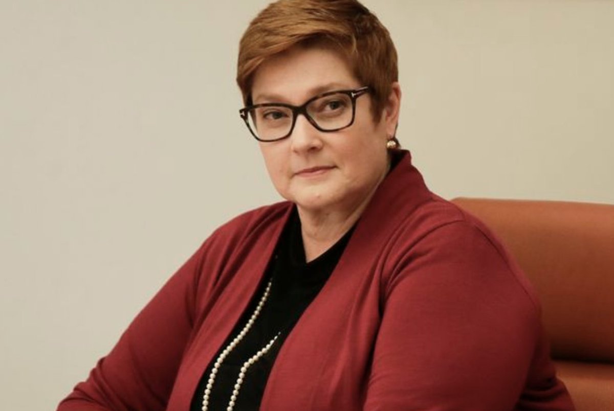 Foreign Minister  @MarisePayne did an arts degree combined with law while at UNSW too. How can you justify doubling the cost of the humanities degrees you've benefited from?Senator Payne's office can be reached on (02) 9687 8755