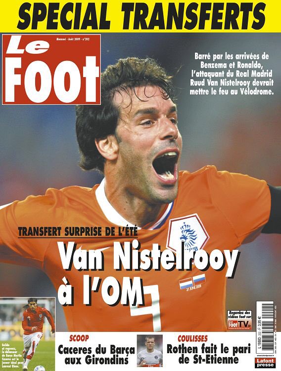 Vendeur les "Unes" des magazines transferts à l'époque. #TeamOM