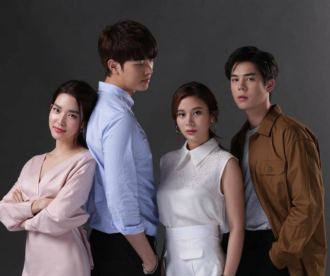 KaoSupat's tweet photo. ฟิตติ้งละครเรื่องใหม่ #คู่เวร แสดงโดย #เก้าสุภัสสรา #พีทพชร #โมมนชนก #ก็อตอิทธิพัทธ์ 
ฝากละครพี่เก้าด้วยน้าาาา

#Ch3Thailand #kaosupassra #supassra #supassra_sp https://t.co/bnpL0fhqtL