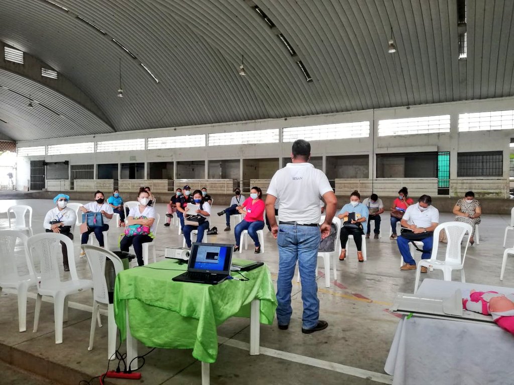 SESAN_SR's tweet photo. En coordinación con el departamento de Nutrición de la DAS se continúa fortaleciendo  las COMUSAN en el uso y manejo de equipo antropométrico hoy fue el turno para San Juan Tecuaco, Chiquimulillla, Guazacapan y Taxisco https://t.co/90m7DhVD0E