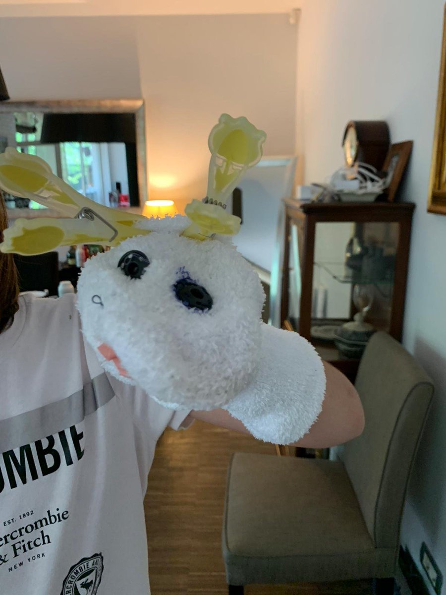 BSB_KS1's tweet photo. Sock Puppets! Year 1 have been making their own sock puppets to retell a story.@BSB_KS1 @britishschoolro #storytelling #storytime #creative #puppets https://t.co/PEXiMoKrbM