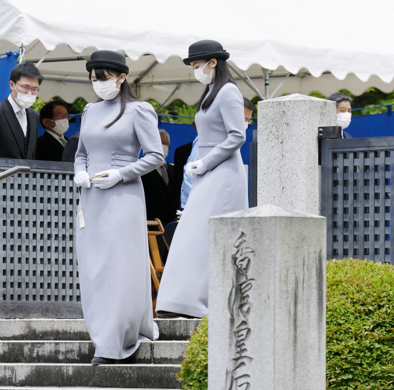Prisma On Twitter More Photos Of Princess Mako And Princess Kako Visiting Empress Kojun S Tomb At Musashi Imperial Graveyard In HachiÅji Tokyo On June 16 Jiji Https T Co Lhj0mmdd7y Https T Co Tntgwlmky7 Https T Co Fobeafef3x