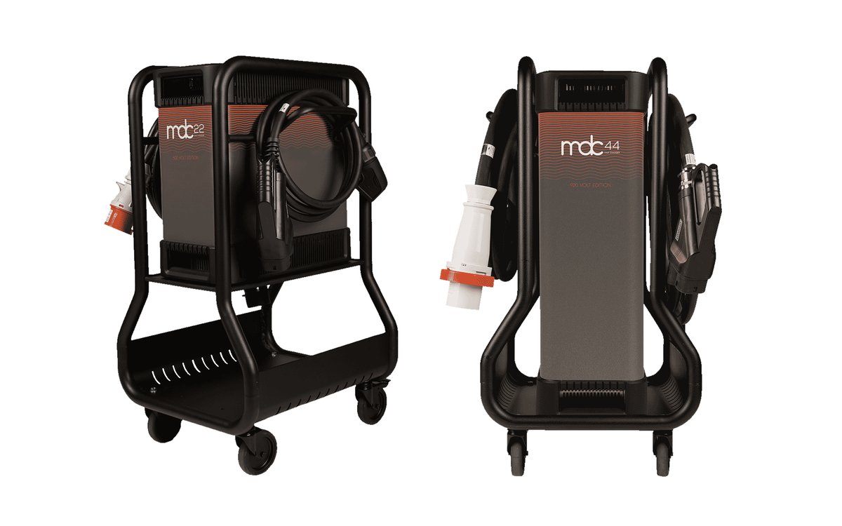 Die neue Referenz unter den mobilen DC Schnellladern kommt wieder von Designwerk!
Bis 22kW DC mit der MDC22-500 oder bis 44kW und 920V mit der MDC44-920.
Edles Design, top CH-Qualität und eine hervorragende Leistung. Jetzt auf schnellladen.de:
schnellladen.de/de/producttag/…